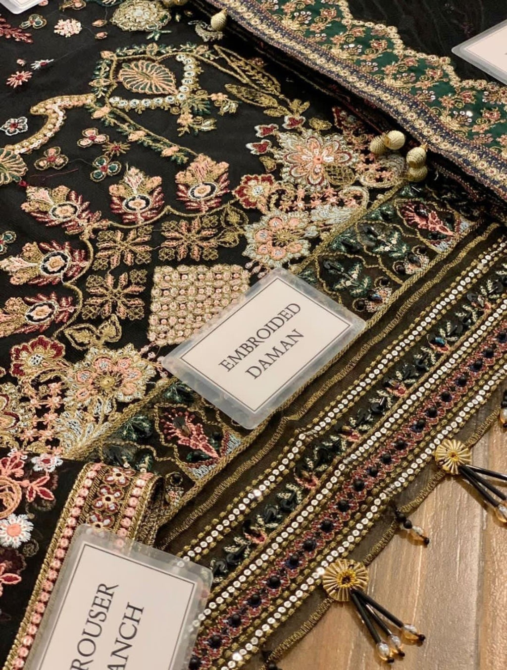 Baroque D-1392 embroidered daman and trouser border detail