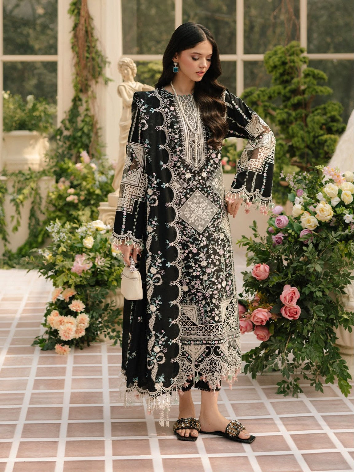 BIN ILYAS Dhanak black model