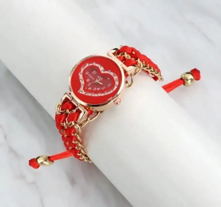 Heart Shaped Stylish Women's Bracelet Watch - image 4