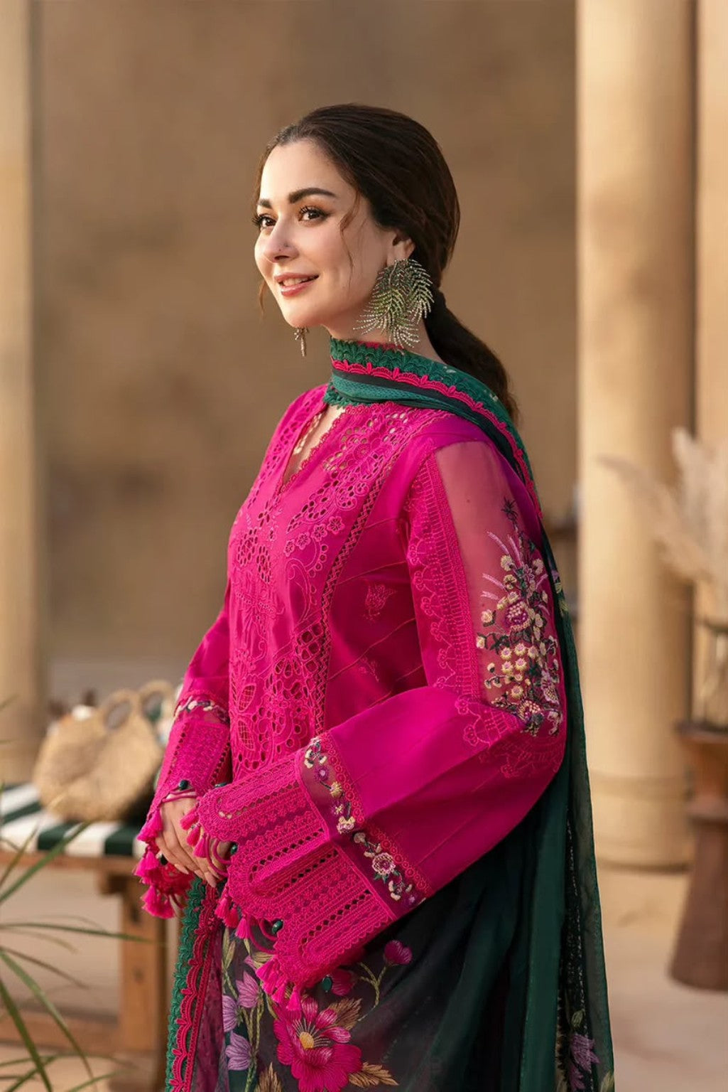 SAIRA RIZWA ANG-2041 luxury Dhanak model view