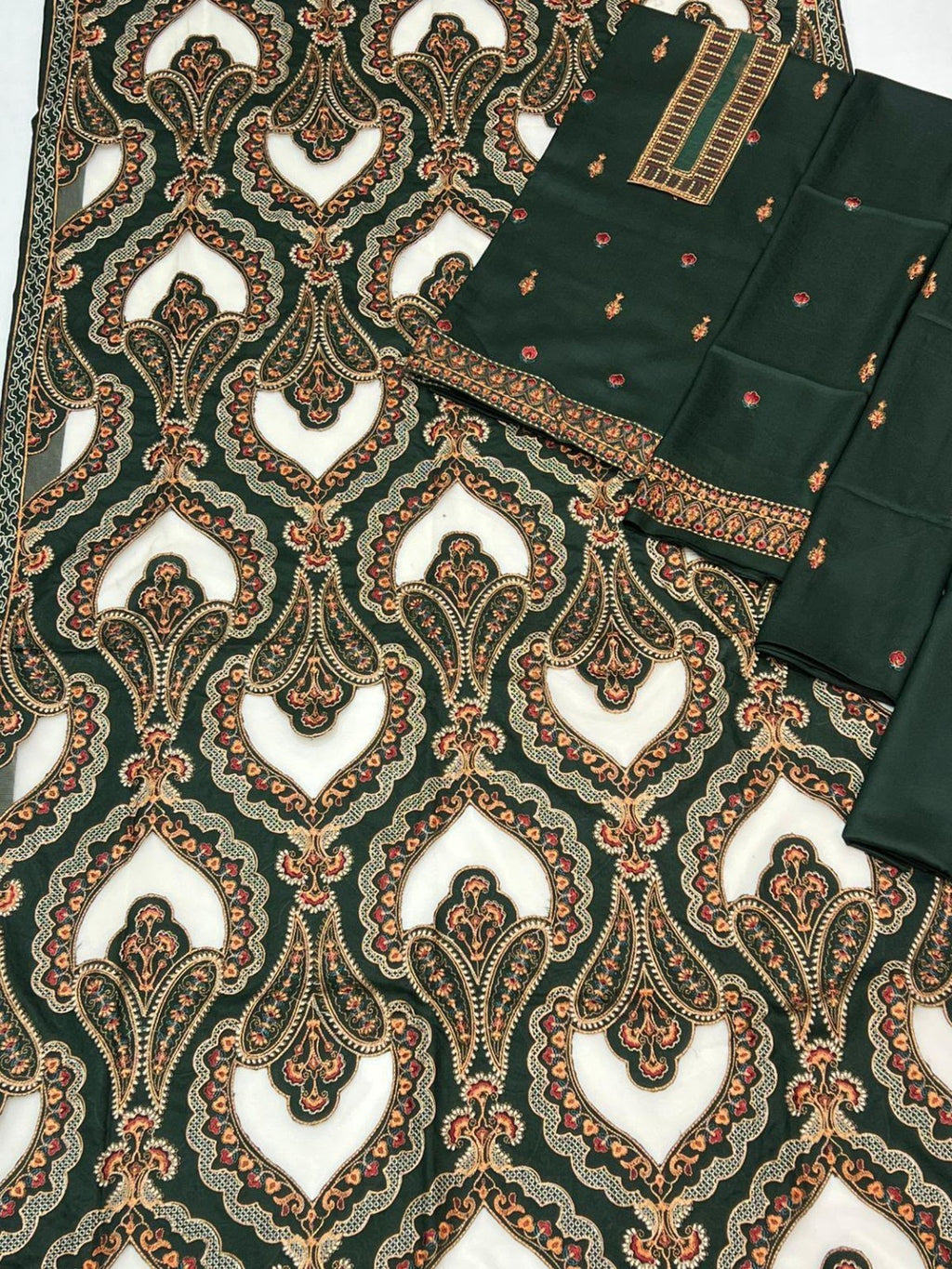 Breeze Dhanak 3PC Code 2138 full fabric set