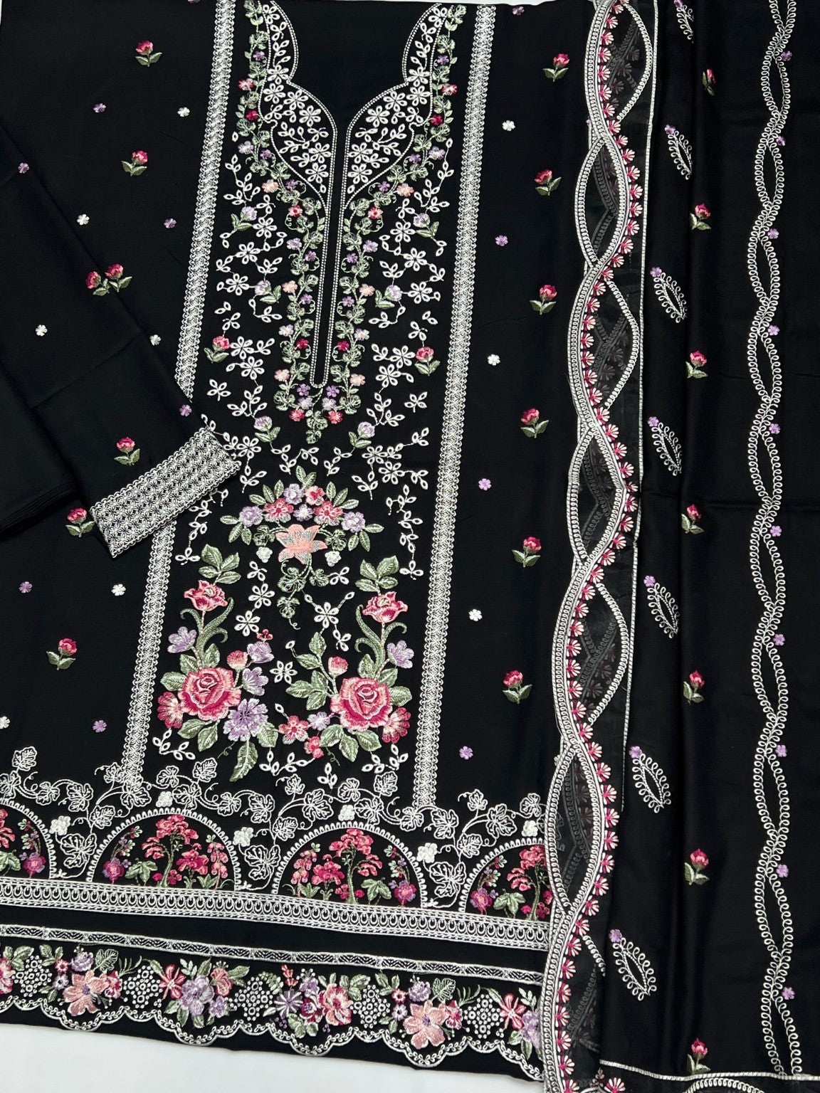 IZNIK Dhanak Code 227 full fabric and dupatta