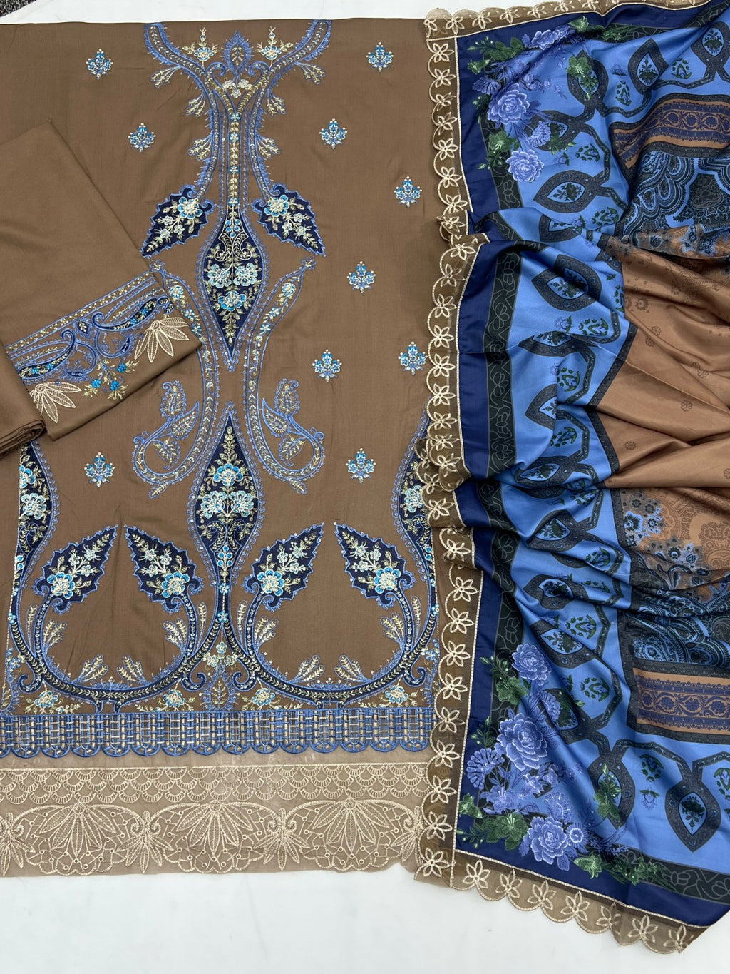 Maria B Dhanak Code 2159 fabric and dupatta