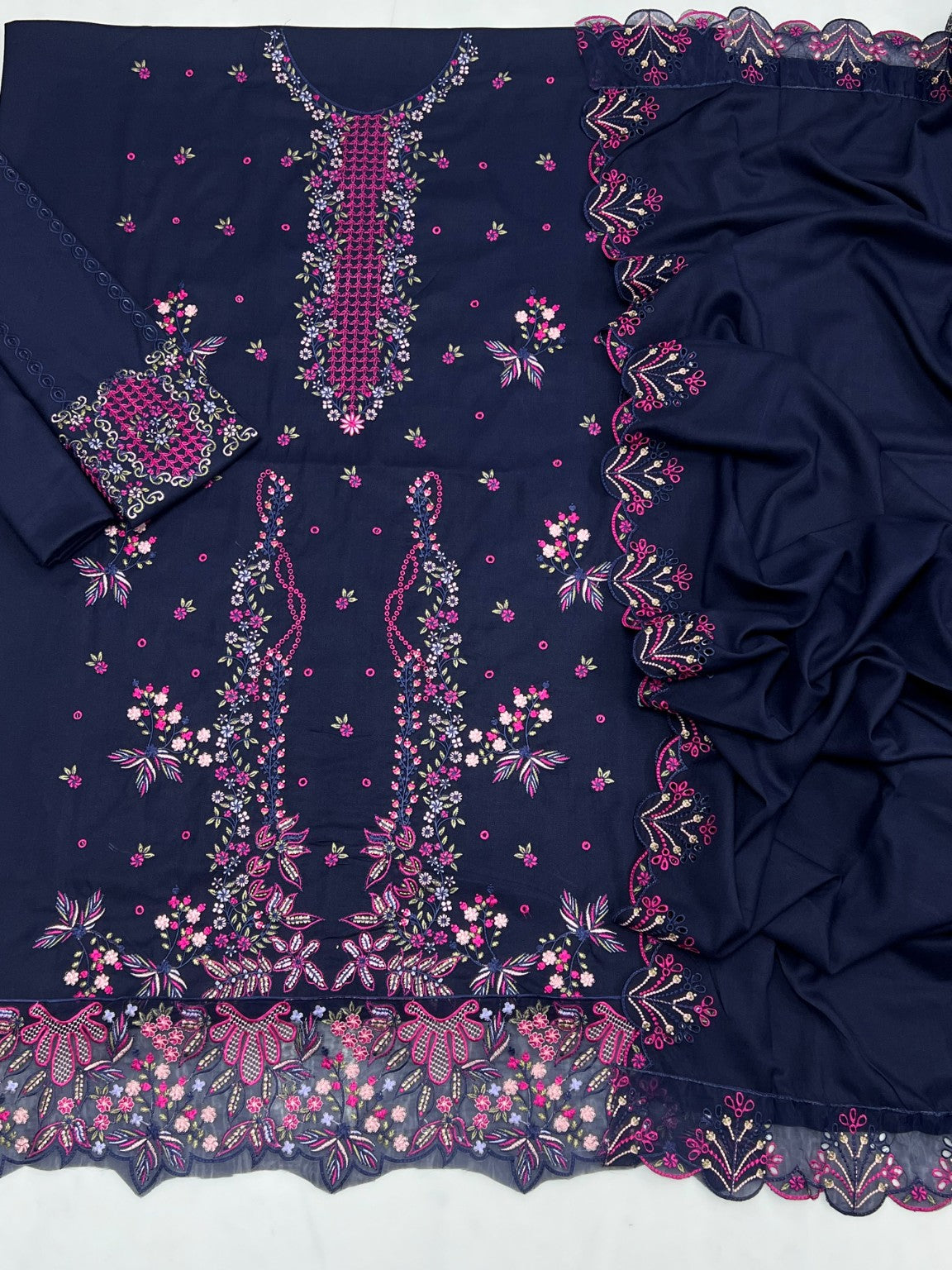 Rang Rasia Dhanak Code 2151 navy embroidery detail
