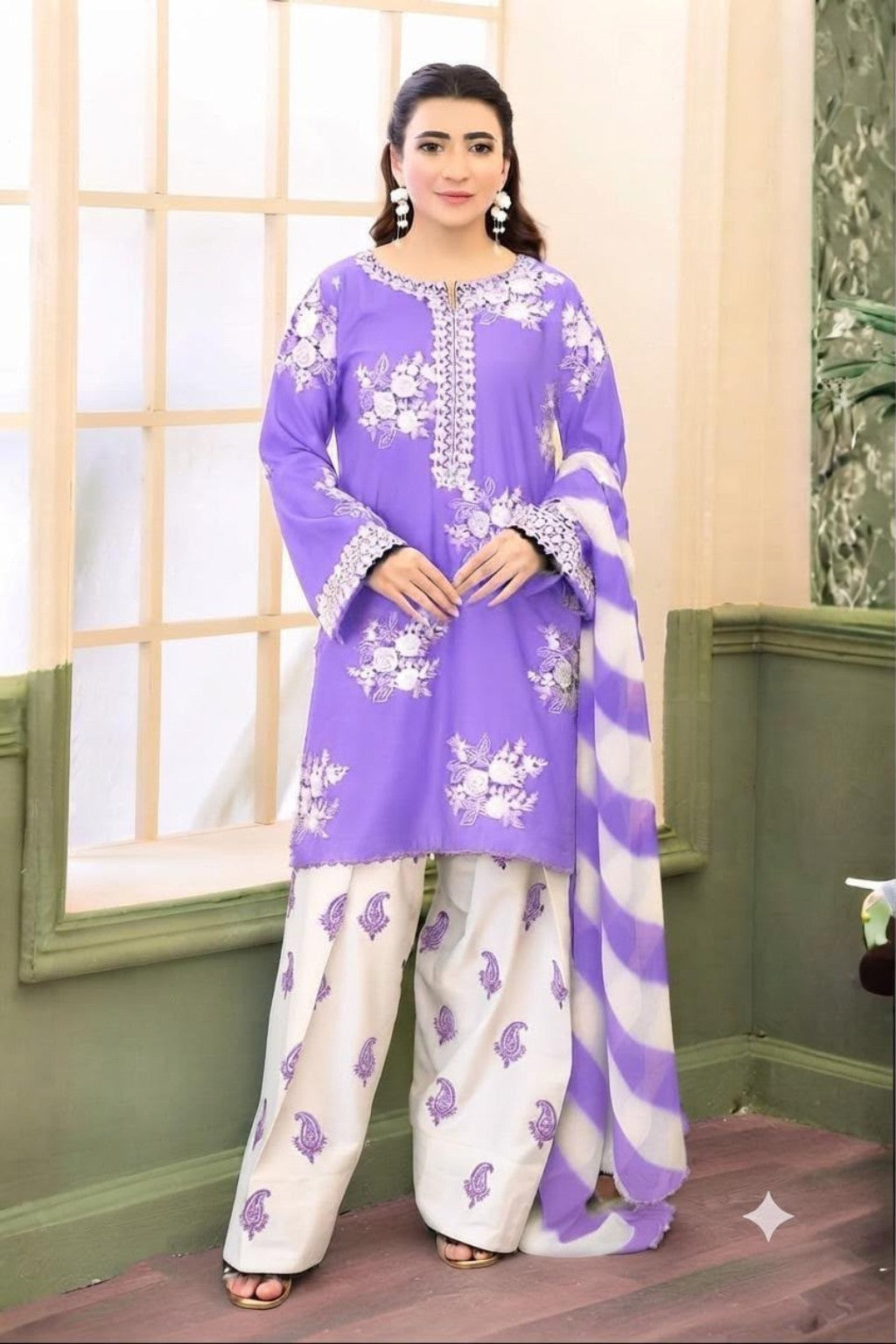 ZARA SHAHJAHAN Dhanak embroidered 3PC purple white model